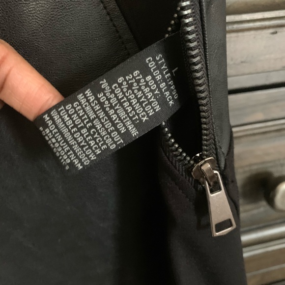 New Faux leather and fabric leggings - Picture 4 of 6